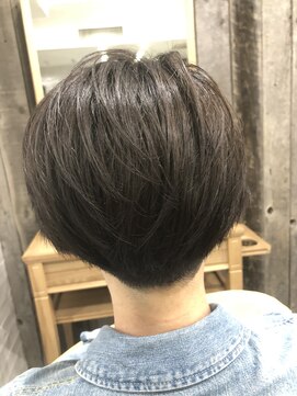 イズ 札幌店(is) 刈り上げハンサムショート