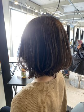 アクアオモテサンドウ(ACQUA omotesando) 大人かわいい前下がりの小顔ボブルフ【熊谷安史】２