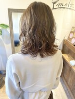 メルト 吉祥寺(melt)&nbsp;ミディアムレイヤーパーマ　簡単コテ巻き風　ウルフカット