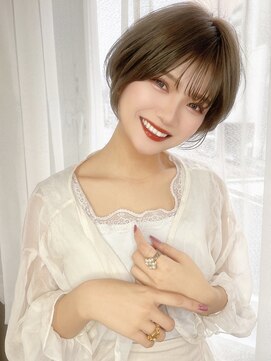 ルイマダーナ 栄店(LOUIMADNA) ショートボブ 顔周りカット ボブレイヤー ベージュ 20代 艶髪