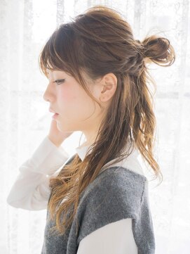 オジコロジ(ojiko.roji) ☆月曜営業☆ojiko.roji大人可愛いゆるふわお団子ハーフアップ