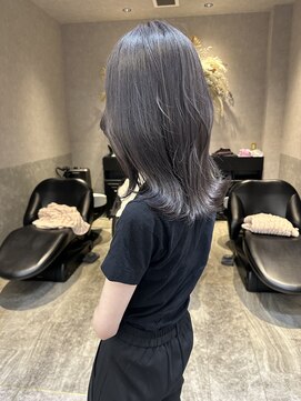 ロンド レア 天神大名店(Lond Le’a) ダブルカラーベージュカラーケアブリーチハイトーンカラー韓国