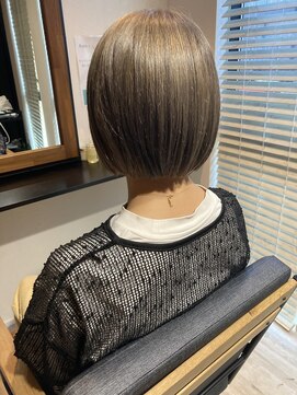 プエラ(Puella) 切りっぱなしボブ