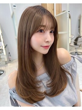 アフロートリノ(AFLOAT Leino) レイヤーカット　顔まわり似合わせ　かおまわりカット　似合わせ