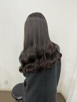 イオエ 岡本(ioe)&nbsp;黒髪/グレーベージュ/レイヤーロング/前髪パーマ/艶髪/髪質改善