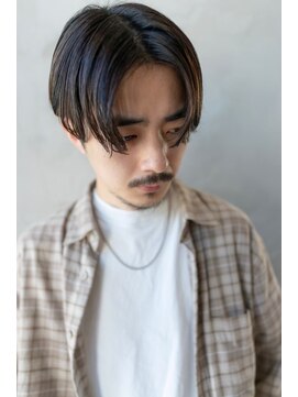 イオ 本厚木(io) センターパートメンズカットビジネス黒髪ニュアンスパーマ