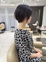 アンド ストーリーズ(&STORIES) 前髪あり耳掛け丸みくびれショートボブ20代30代40代50代(蘭)