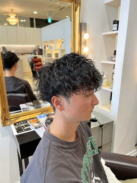 コワファースト  させぼ五番街店(COIFF1RST) マッシュ×波巻きパーマ☆