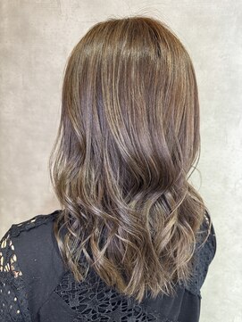 ヘアースペースブルームエア HAIR SPACE BLOOM Ea 白髪ぼかしハイライト