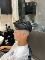 アントレース 東池袋店(UNTRACE)&nbsp;フェード×前下がりパーマ　メンズ/バーバー/理容室