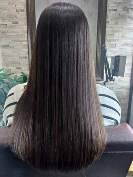 アトリエナガノ(atelier nagano) ニュアンスカラー/センターパート/ツヤ髪スタイル/ブルージュ