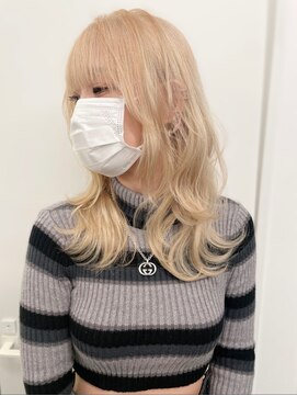 オーティティ(O-TETE) O-TETE 抜きっぱなし風ブロンドカラーレイヤースタイル