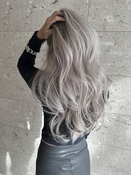 ブロンド(Blonde) ホワイトシルバー/ブロンド/アッシュ/ブリーチ