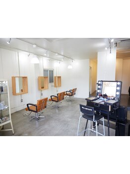 初めてでも緊張しない◎長くずっと通いやすい。大型店の雰囲気が苦手な方にもおすすめです。