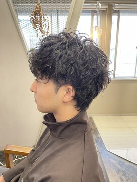 クロ(KURO.) マッシュソフトツイストパーマ