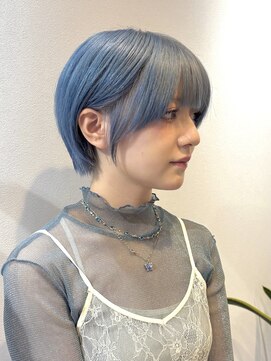 ノブレス ノアール(NOBLESSE NOIR) 水色ショート/耳かけ丸みショート/矢場町/栄