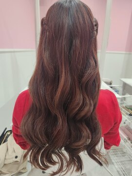 ホワイト 栄駅店(White) ハーフツイン♪