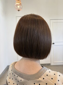 カルム(calme) medium bob