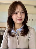 ミディアムレイヤーカット　くびれヘア