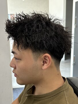 レボ 神宮寺店(Revo) フェードスタイルに。強めピンパーマ(ブッタパーマ)