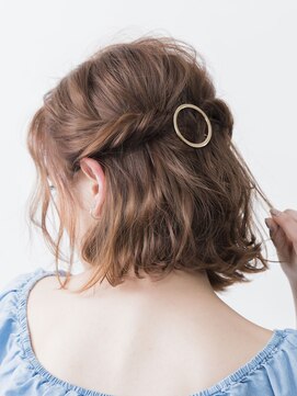 アース 平塚店(HAIR & MAKE EARTH) ねじりんぱハーフアップ【EARTH平塚】