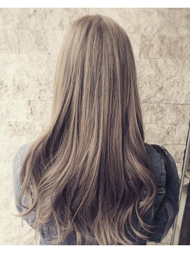 ウノプリール 京橋店(uno pulir) とろみストレート毛先ワンカール