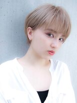 ルティア(Lutia)&nbsp;ハンサムショート　ハイトーンベージュ