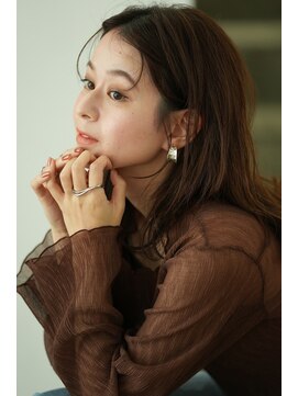 ウタ 【uta かわいいゆるウェーブ×ミディアム