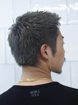 メリケンバーバーショップ コウベ(MERICAN BARBERSHOP KOBE) スパイキーショート グレー シルバー