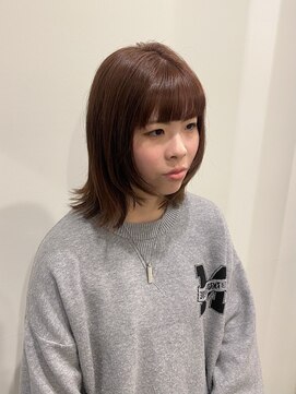 ユニコ(unico) 顔まわりレイヤー/小顔カット