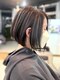 ヘアーアンドビューティーガーデン(HAIR AND BEAUTY GARDEN)の写真/《ショートヘア×白髪ぼかしハイライトの組み合わせが◎》シルエット重視のヘアデザインで上品な印象に☆