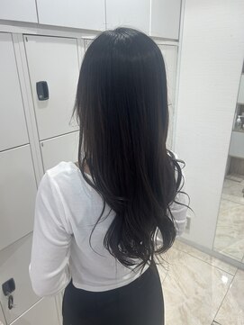 ケンジ 平塚 アネッタ(KENJE annetta) 艶髪/Aujuaトリートメント