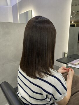 セカンド 鴨江店(2COND) 鎖骨おさまりよく×美髪ストレート