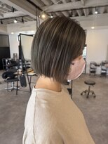 ナンバー(number+)&nbsp;20代30代大人可愛いバレイヤージュ艶感グレージュ大人ボブ