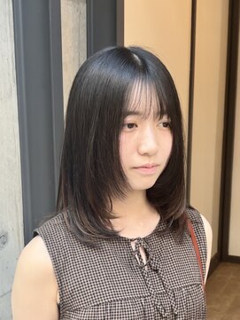 レイヤーボブ/おしゃれ女子ウルフヘア／顔周りレイヤー/ブリーチ