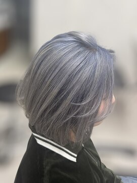 ノアル 大宮店(NOAHL) シルバー/ルーツカラー/ブリーチ/ハイトーン M