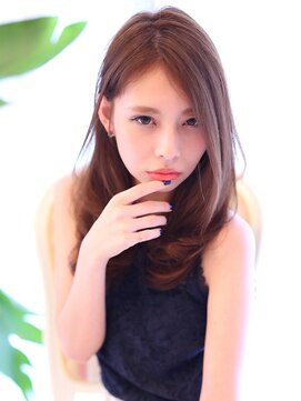 リリークラウン(Lily Crown) 柔らかい質感のクールラベンダー