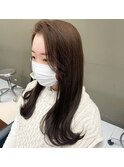 透明感のあるナチュラルアッシュ系カラー