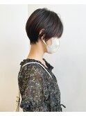 ・ショートヘア