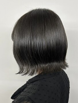 ビルド(build) 【小顔補正立体カット】ショートボブ/新越谷 南越谷