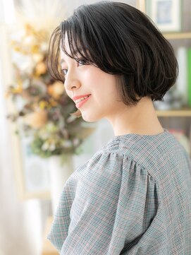 カバーヘア ブリス 戸田公園西口店(COVER HAIR bliss) 黒髪かきあげバング小顔くびれショートa戸田公園20代30代40代
