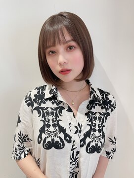 マイラ 銀座(myla) マチルダボブピンクベージュ斜めバングインナーグレージュくびれ