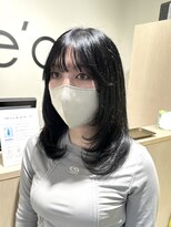 レア 渋谷(Le'a) ブルーブラック/ミディアムレイヤー/韓国レイヤー/暗髪