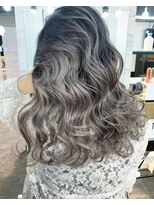 ラピス 千葉(Lapis)&nbsp;シルバーグレージュグラデーションスタイル☆