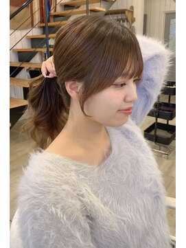 シークレットミラーズ(SECRET MIRRORS) 小顔効果バングカット(カモミールイエローベージュ)