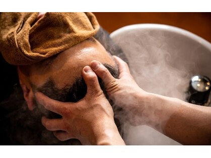 メンズボナセーラポルテ(Men's Buonasera Porte)の写真