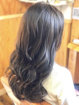 ララテラス(LaLa Terrace) ダークブルージュ×大人かわいいエフォートレスウェーブ