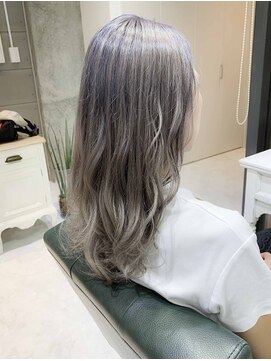 デイズ(days) ラベンダーアッシュグレージュカラーブリーチデザインカラー