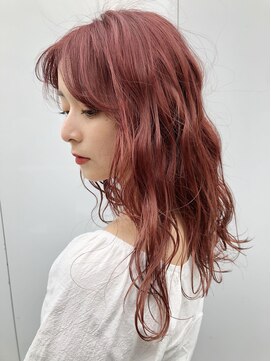 パーク(PAAQ) 【田中智大】肌がより美白に見えるチェリーピンク