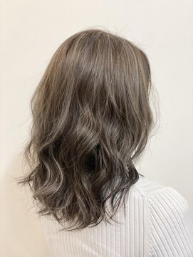 BL ブロッサム 高坂店(BL Blossom) 極細ハイライトオンカラー